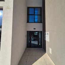 Thumbnail von Moderne Maisonettewohnung mit Pool im Neubau nahe dem Meer