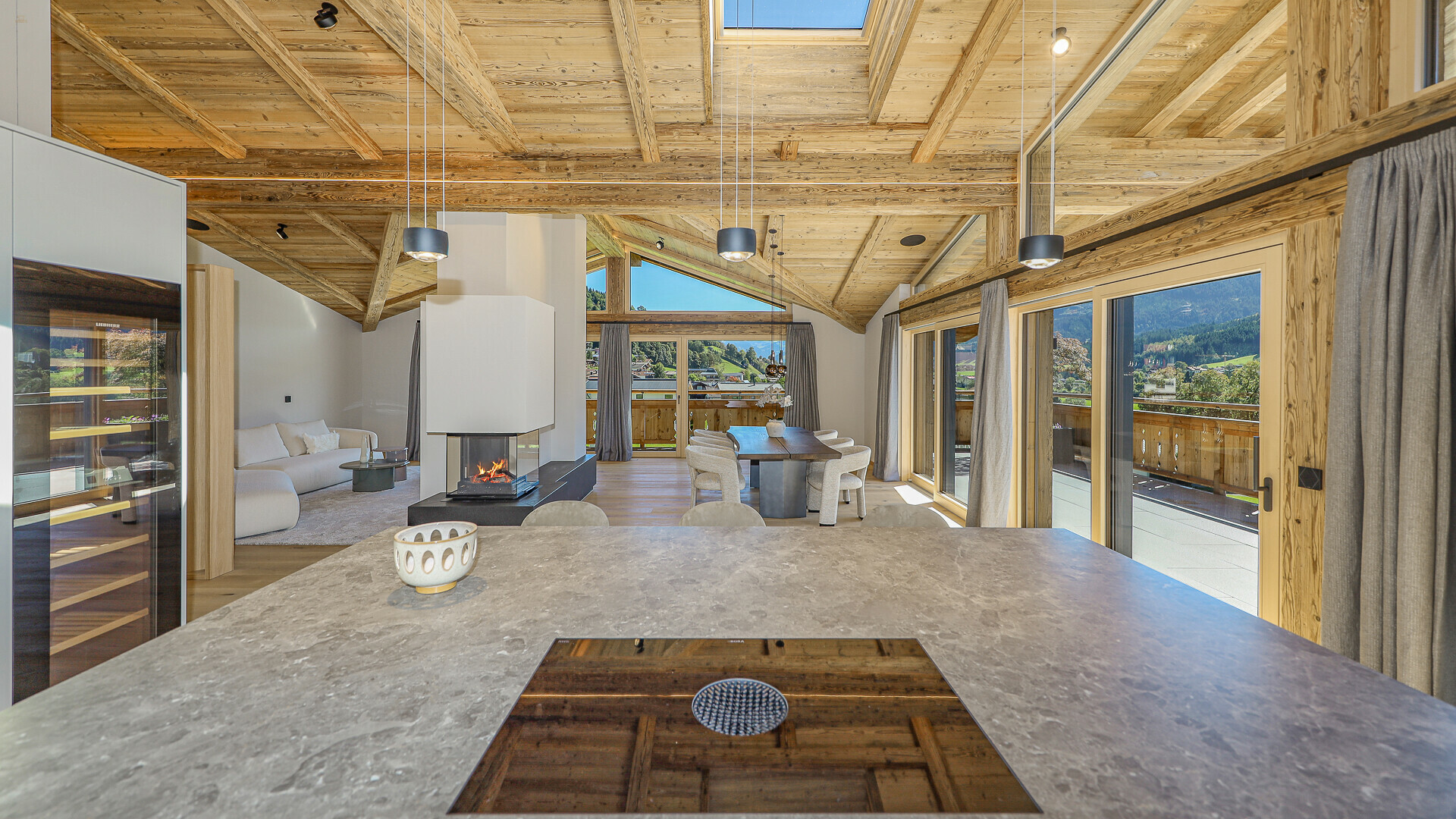 Thumbnail von Luxuspenthouse sonniger Toplage mit Panorama-Ausblick