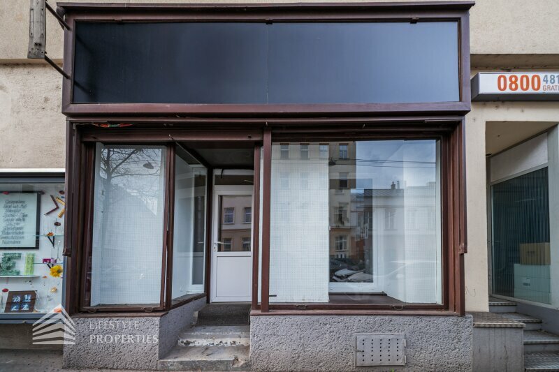 頻繁に利用される店舗事務所、リドルパーク近く