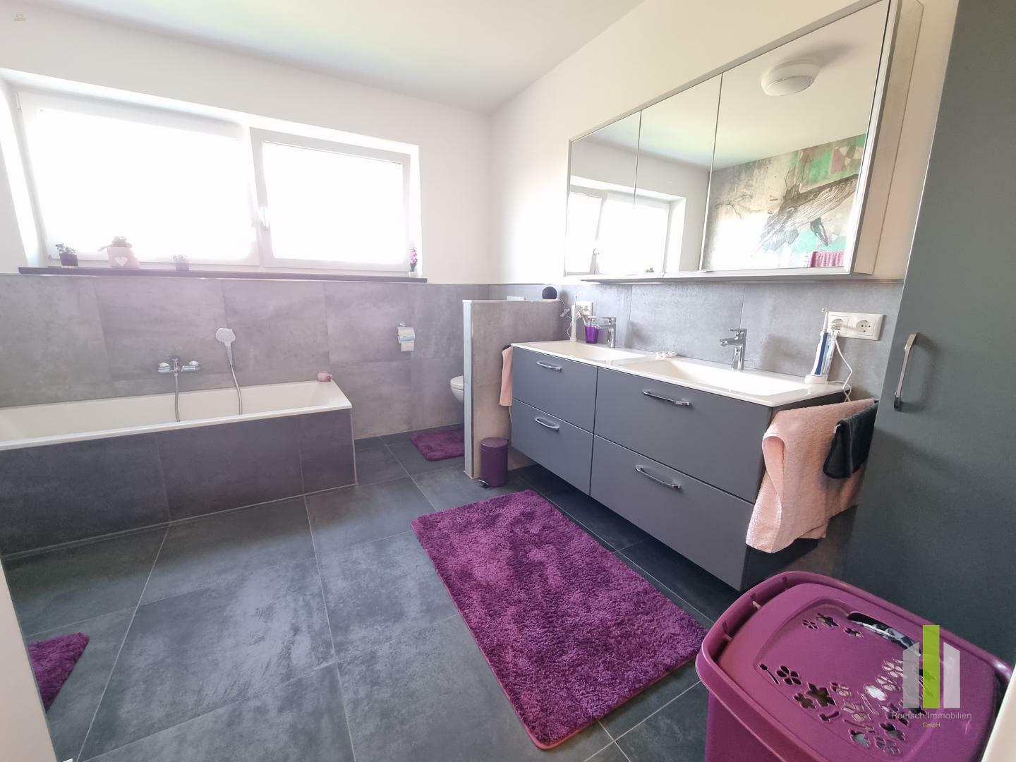 Thumbnail von Exklusives Neubauprojekt: Moderne Doppelhaushälften mit Carport in attraktiver Lage