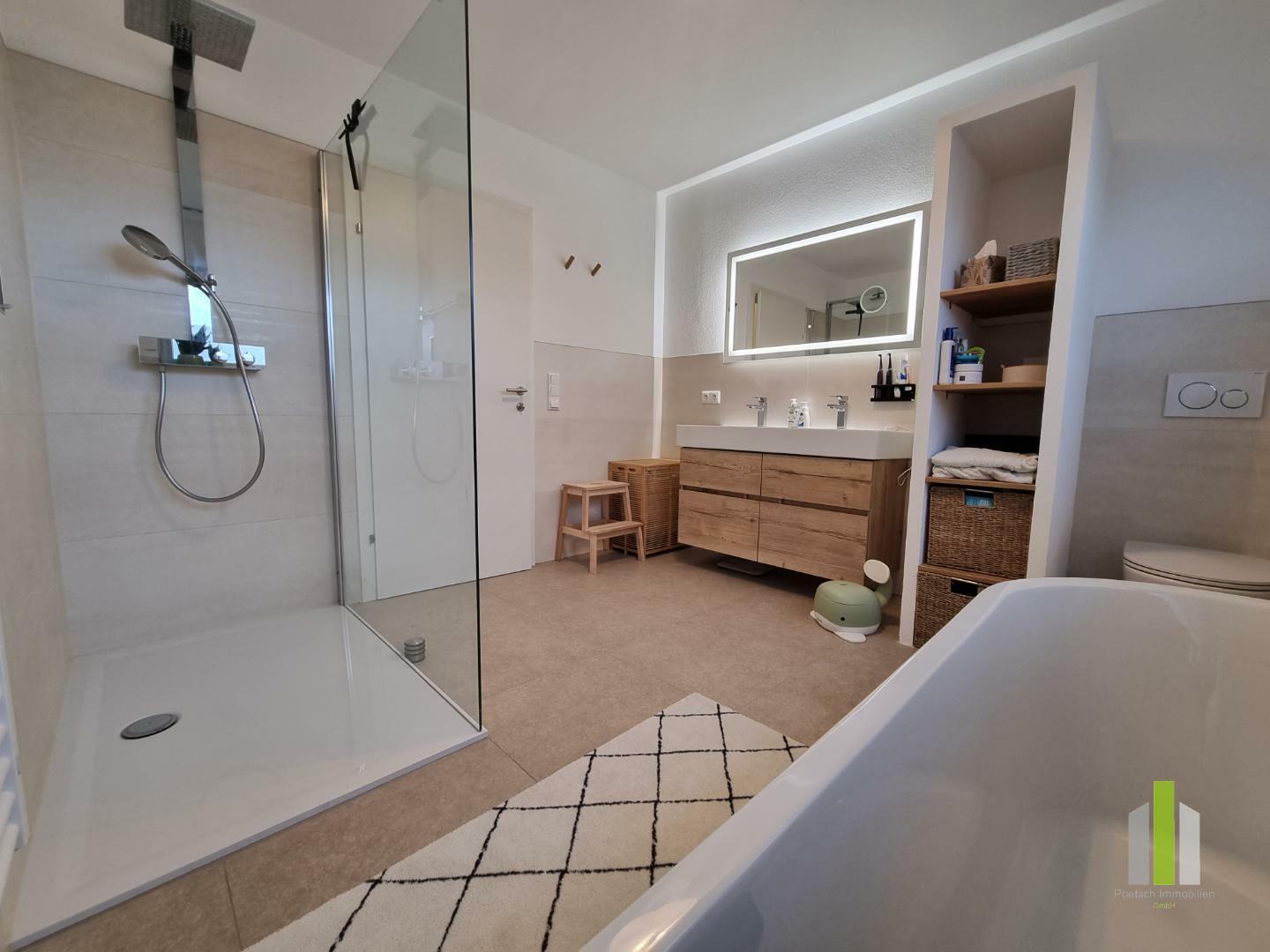 Thumbnail von Exklusives Neubauprojekt: Moderne Doppelhaushälften mit Carport in attraktiver Lage