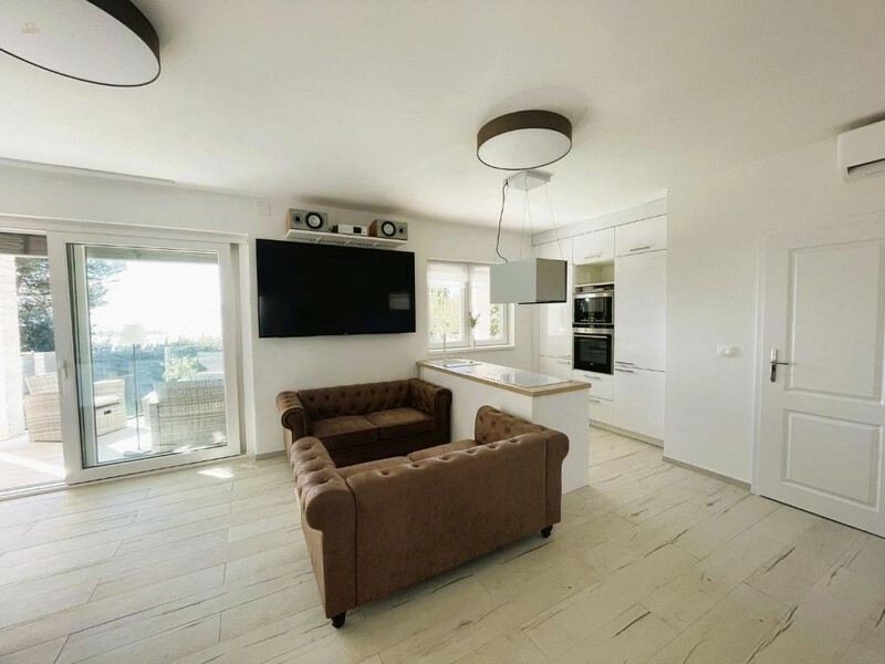 Thumbnail von Mediterranes Haus in traumhafter Lage am Meer