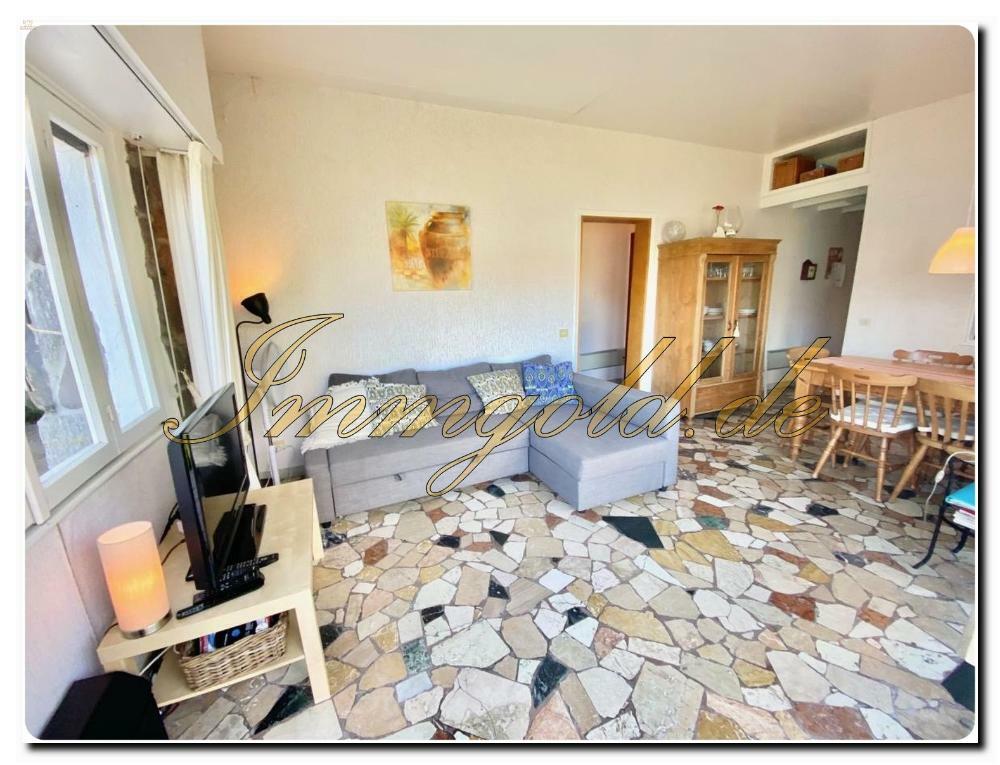 Thumbnail von Super Seeblick und große Terrasse zeichnen diesen Bungalow aus.