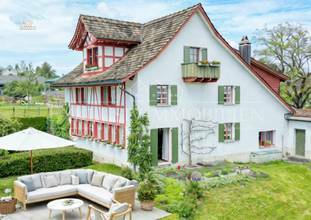 Thumbnail von Ein Anwesen mit Perspektive