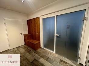 Thumbnail von Barrierefreie Gartenwohnung mit zwei Terrassen und zwei Garagenplätzen - Gießhübl Zentrum