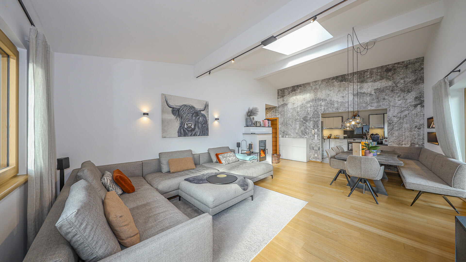 Thumbnail von Hochwertiges Penthouse mit traumhaftem Bergblick