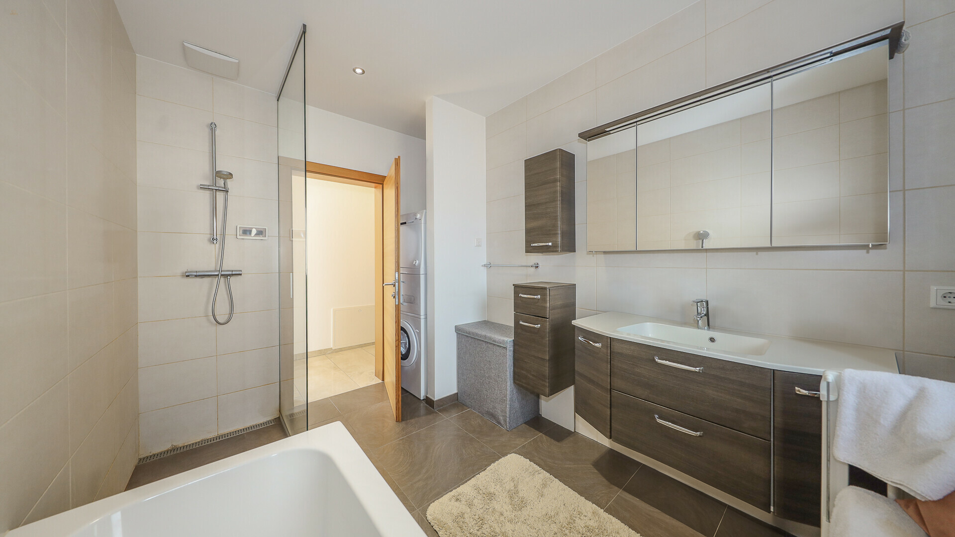 Thumbnail von Hochwertiges Penthouse mit traumhaftem Bergblick