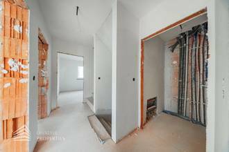 Thumbnail von Belagsfertiges Reihenhaus mit Garten & Dachterrasse in ruhiger, zentraler Lage von Wien-Simmering