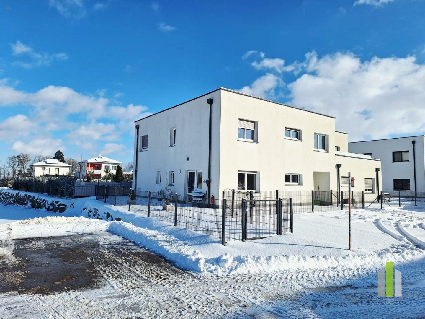 Neuwertige Gartenwohnung in ruhiger Lage unweit von den traumhaften Seen des Salzkammerguts