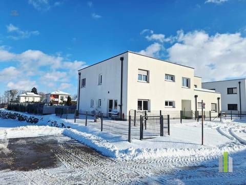 Neuwertige Gartenwohnung in ruhiger Lage unweit von den traumhaften Seen des Salzkammerguts