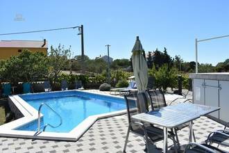 Thumbnail von Haus mit Swimmingpool, Garage und Garten - mit Meerblick in der Region Zadar