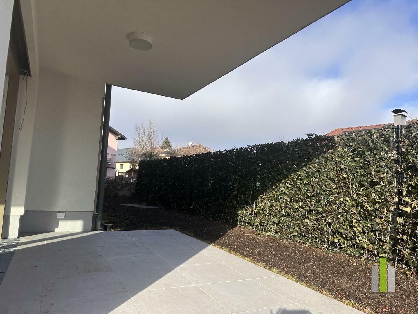 Thumbnail von Moderne Gartenwohnung mit Charme und Bergblick