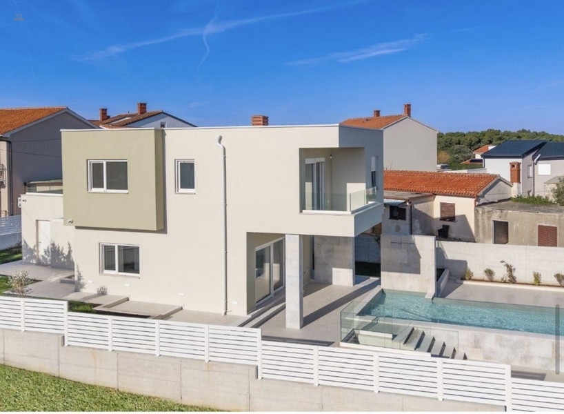 Thumbnail von Neue Villa mit Meerblick