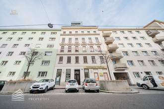 Thumbnail von Ruhiger Innenhofblick trifft Citynähe – stilvolle 2 Zimmer Altbauwohnung im 3. Liftstock