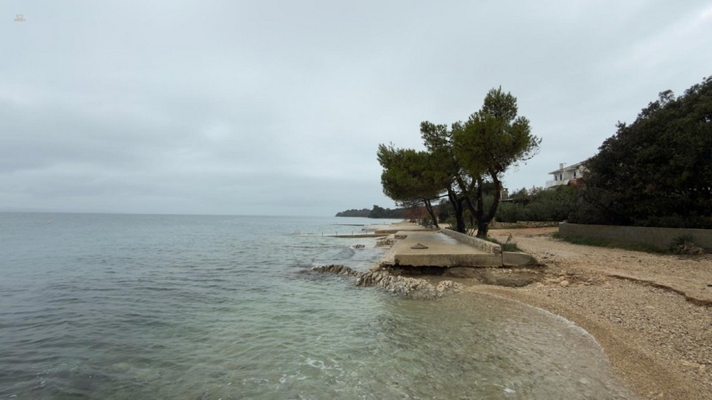 Neue Erdgeschosswohnung nahe dem Meer