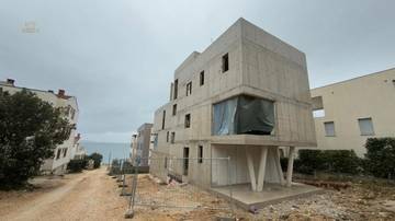 Thumbnail von Neue Erdgeschosswohnung nahe dem Meer