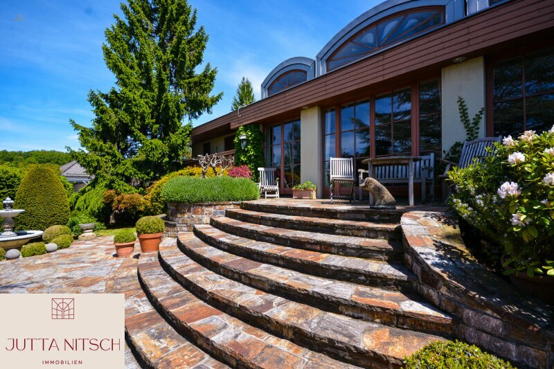 Thumbnail von Charmante Terrassenvilla mit Wienerwaldblick - Breitenfurt