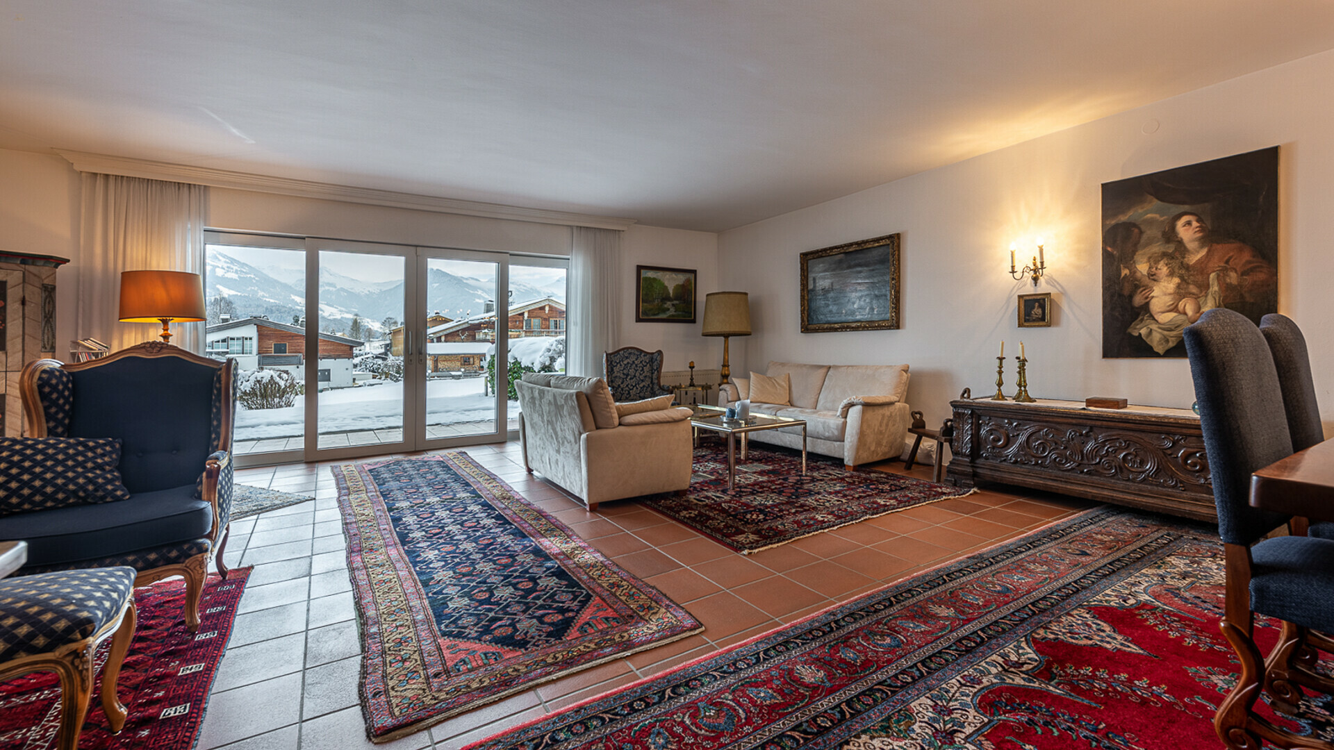 Thumbnail von Domizil mit Potenzial in zentrumsnaher Ruhelage - Ski Out