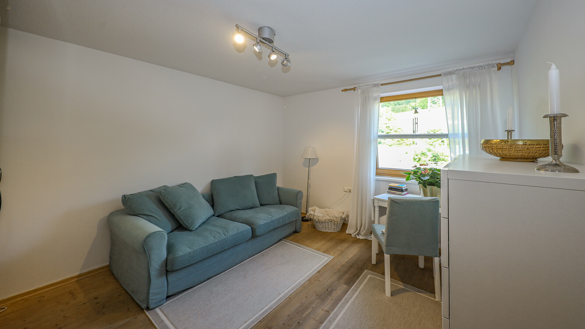 Thumbnail von Großzügige Wohnung in zentrumsnaher Ruhelage