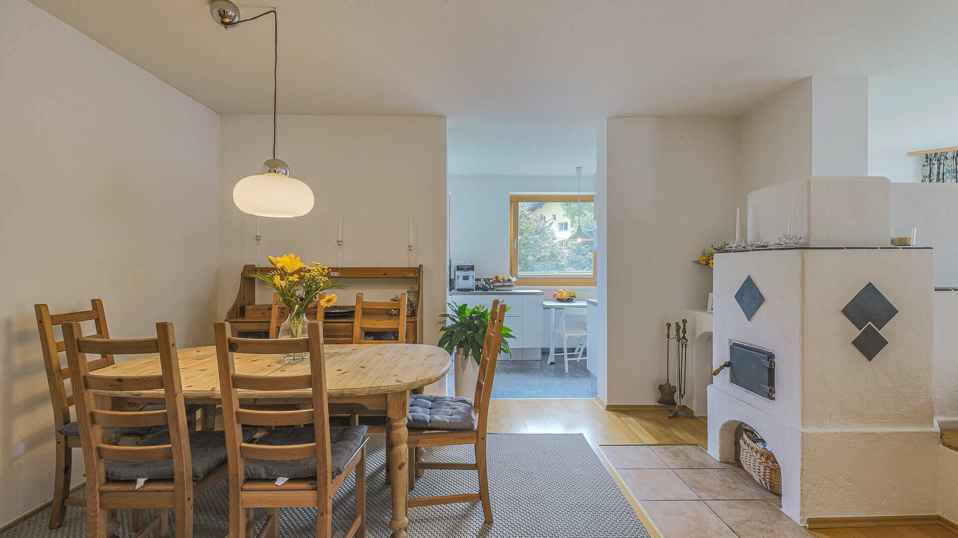 Thumbnail von Großzügige Wohnung in zentrumsnaher Ruhelage