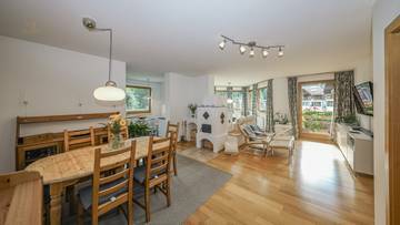 Großzügige Wohnung in zentrumsnaher Ruhelage