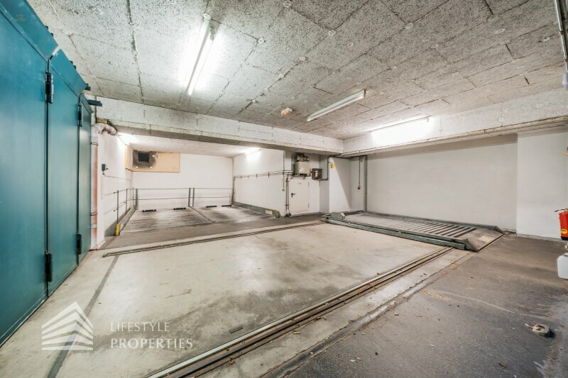 Viyana'nın 18. bölgesinde en iyi konumda garaj park yeri