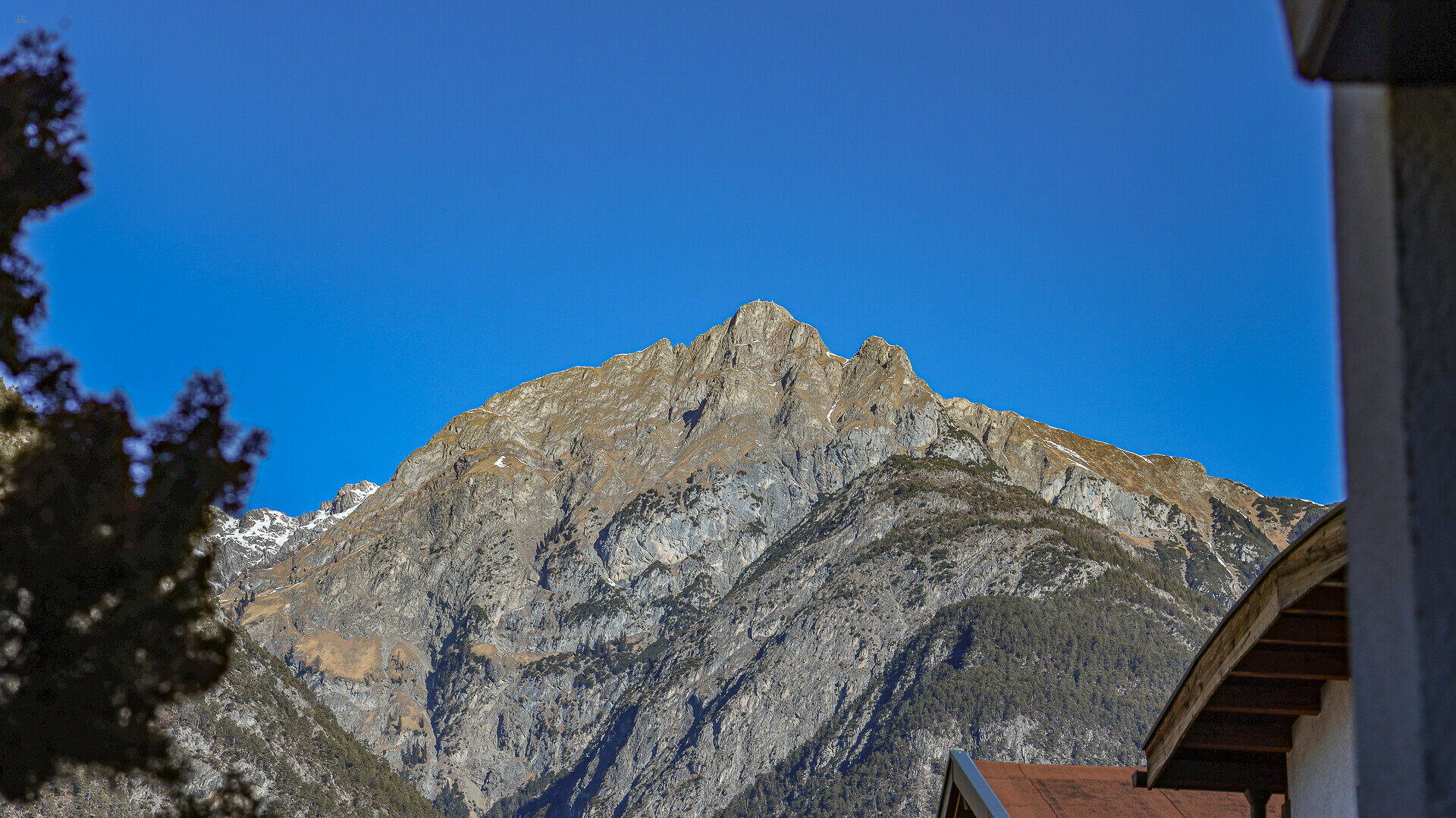 Thumbnail von 4-Zimmerwohnung in zentraler Ruhelage mit schönem Ausblick