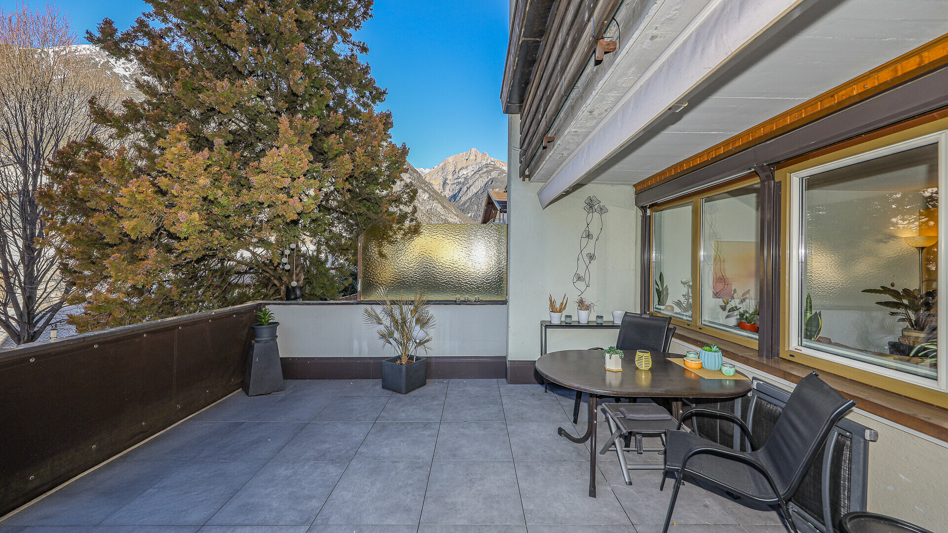 Thumbnail von 4-Zimmerwohnung in zentraler Ruhelage mit schönem Ausblick