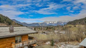 Thumbnail von Dachgeschosswohnung an der Skipiste mit Kaiserblick
