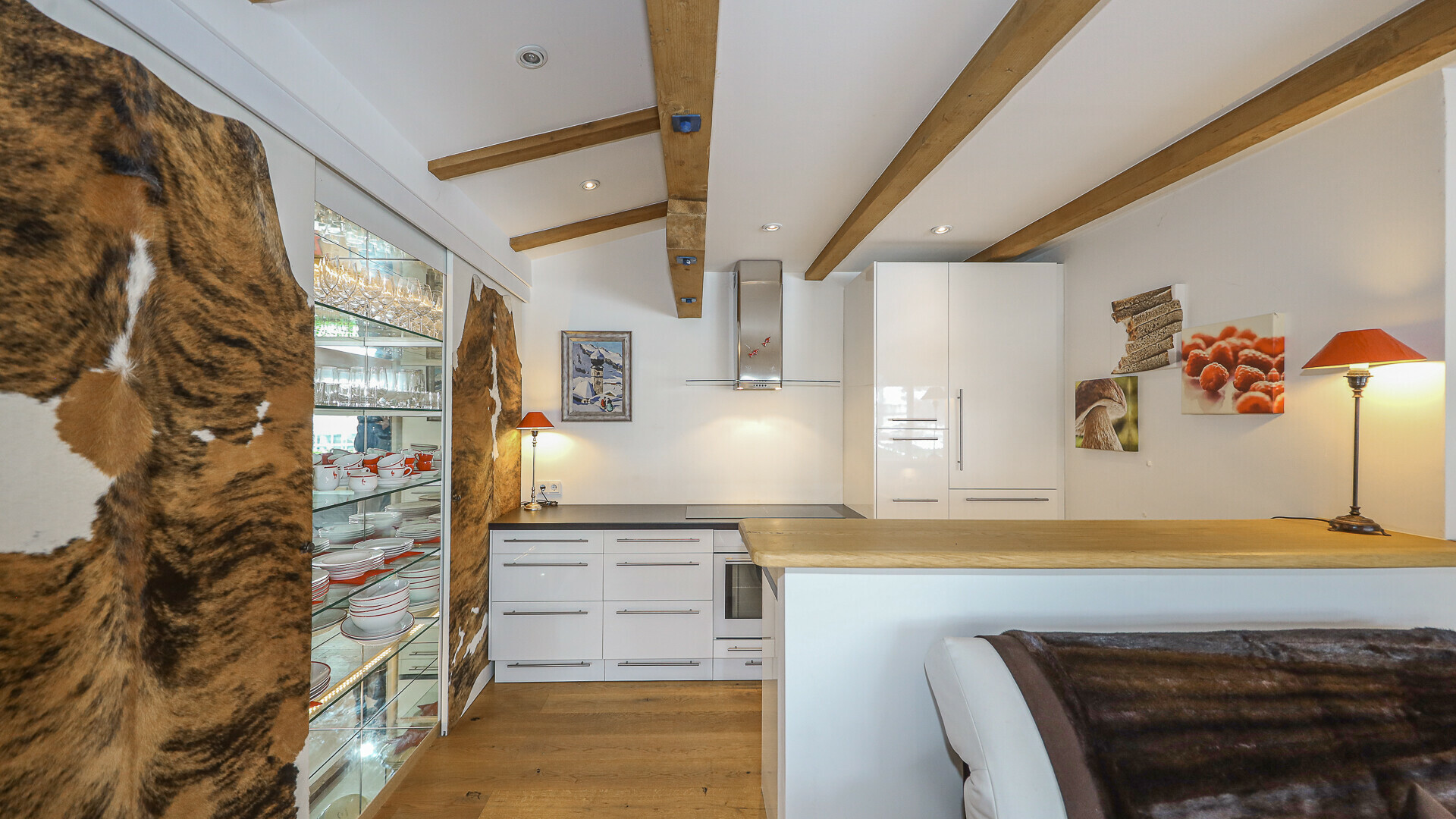 Thumbnail von Dachgeschosswohnung im Zentrum mit Panorama-Ausblick