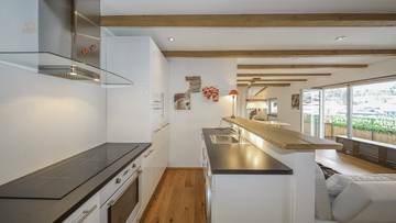 Thumbnail von Dachgeschosswohnung im Zentrum mit Panorama-Ausblick