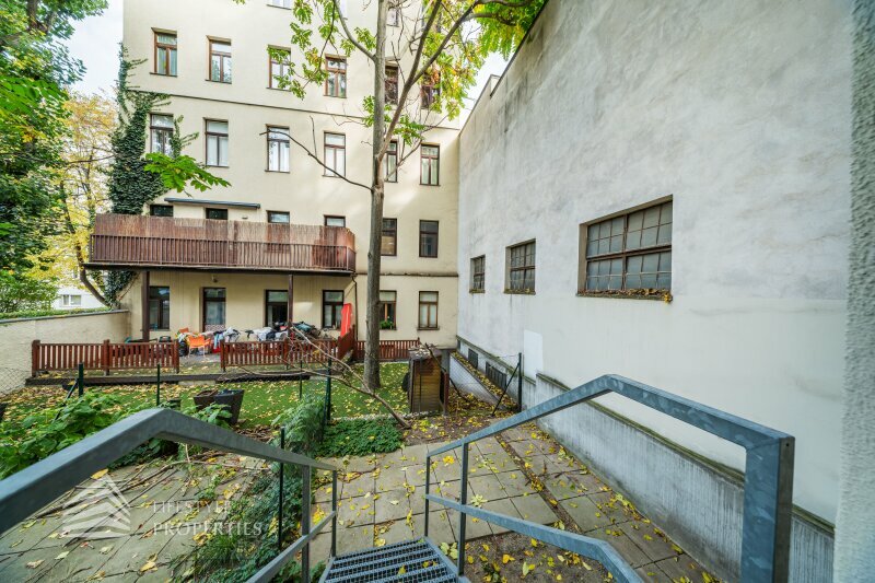 Thumbnail von Charmante 2-Zimmer-Altbauwohnung mit idyllischem Eigengarten – urbanes Wohnen mit Rückzugsqualität