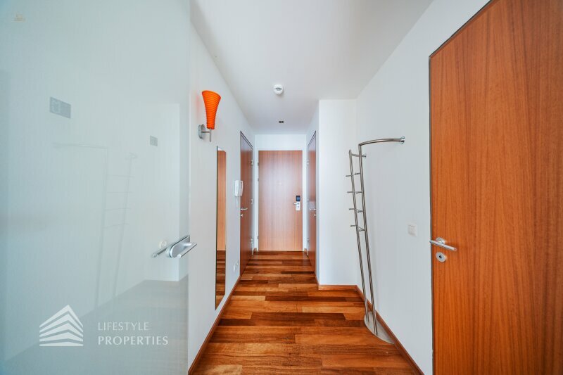 Thumbnail von Einzigartiger Blick über Wien! Garconniere mit Terrasse am Kahlenberg