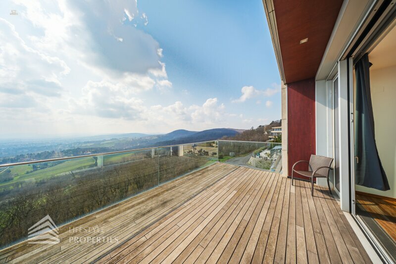 Thumbnail von Einzigartiger Blick über Wien! Garconniere mit Terrasse am Kahlenberg