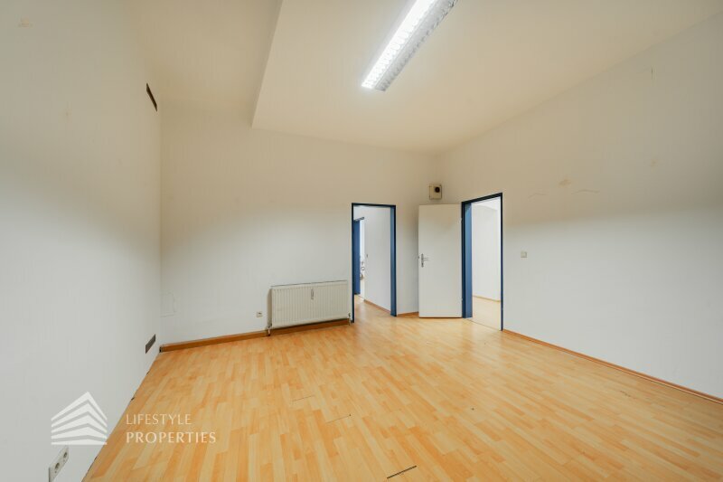 Thumbnail von Przestronne biuro 3-pokojowe z dużymi magazynami i własnym wjazdem, w pobliżu Landstraße