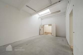 Thumbnail von Prostorná kancelář se 3 místnostmi, velkými skladovacími prostory a vlastním vjezdem, v blízkosti Landstraße