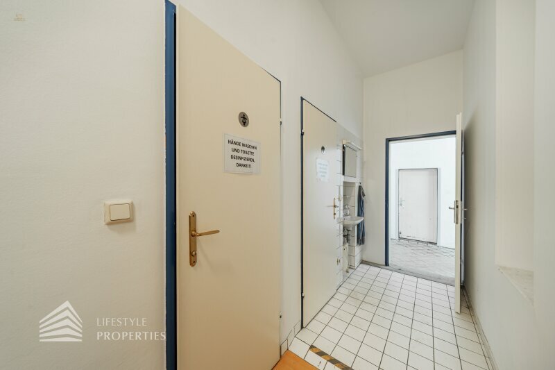 Thumbnail von Przestronne biuro 3-pokojowe z dużymi magazynami i własnym wjazdem, w pobliżu Landstraße