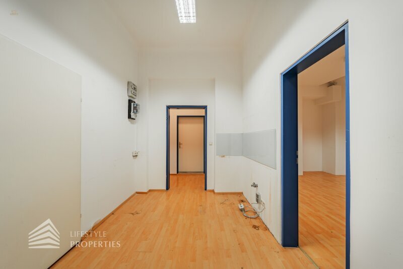 Thumbnail von Przestronne biuro 3-pokojowe z dużymi magazynami i własnym wjazdem, w pobliżu Landstraße