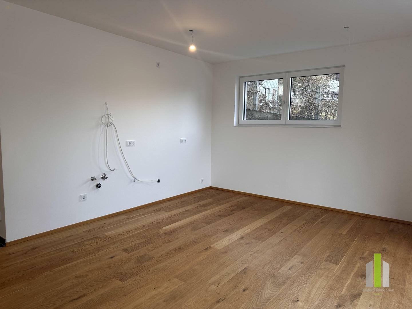 Thumbnail von Leben in Seenähe – Moderne 2-Zimmer-Wohnung mit Terrasse & Grünstreifen