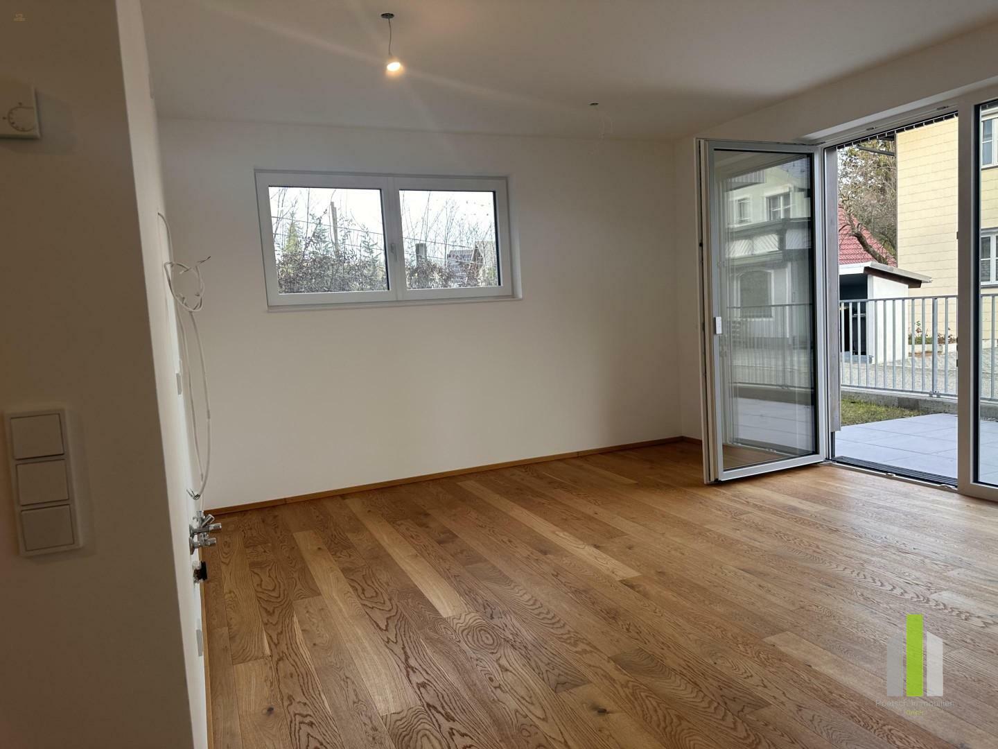 Thumbnail von Leben in Seenähe – Moderne 2-Zimmer-Wohnung mit Terrasse & Grünstreifen