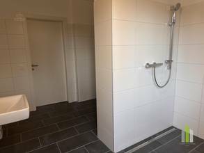 Thumbnail von Leben in Seenähe – Moderne 2-Zimmer-Wohnung mit Terrasse & Grünstreifen