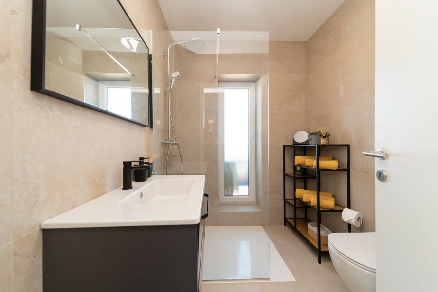 Thumbnail von Möblierte Wohnung mit Meerblick