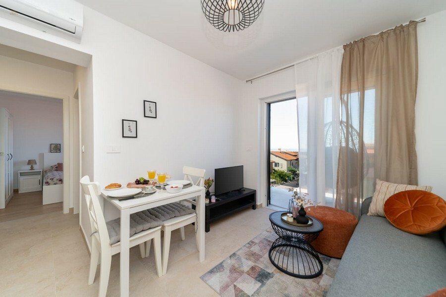 Thumbnail von Möblierte Wohnung mit Meerblick