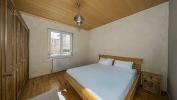 Thumbnail von Charmante Altbauwohnung mit Garten in sonniger Ruhelage