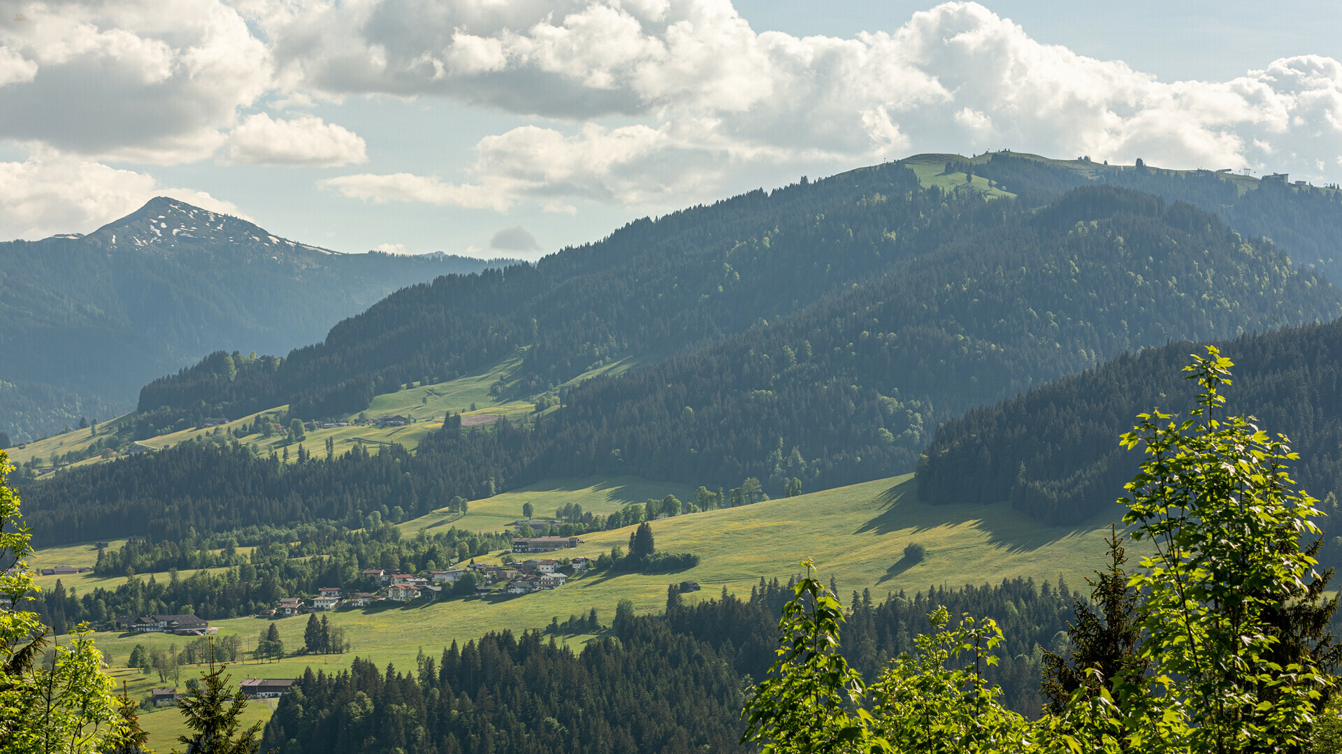 Thumbnail von Grundstück mit Baugenehmigung für 2 Luxuschalets