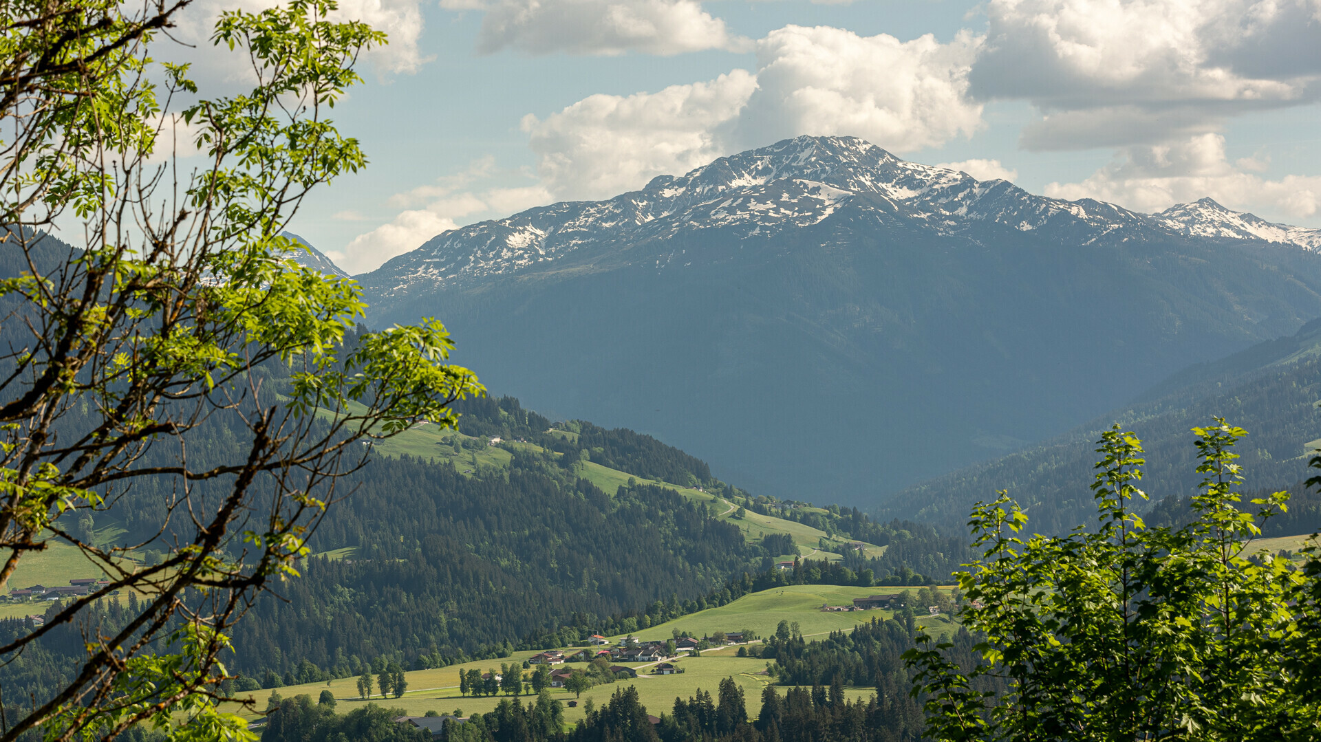 Thumbnail von Grundstück mit Baugenehmigung für 2 Luxuschalets