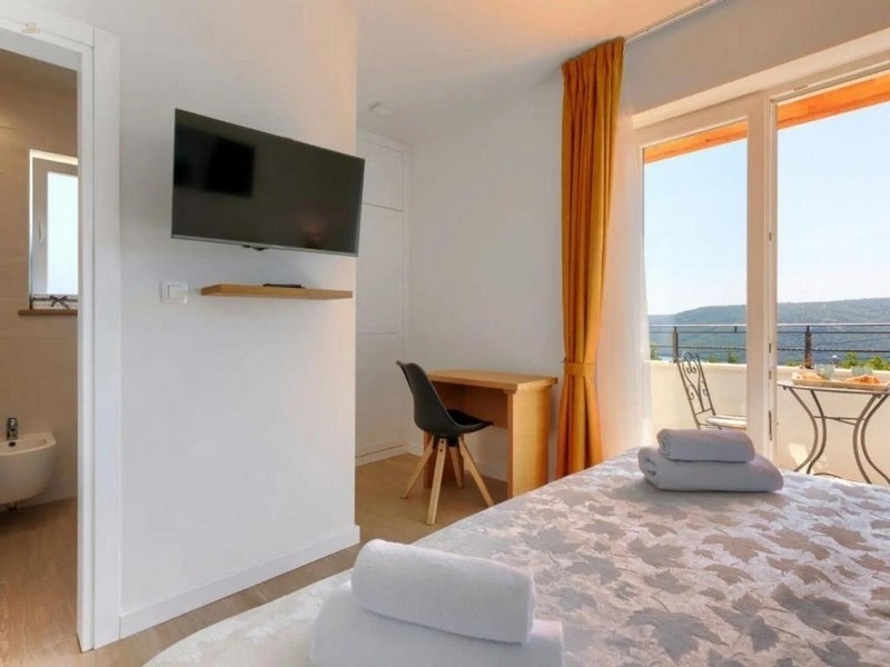 Thumbnail von Haus mit Pool und Meerblick, Region Labin