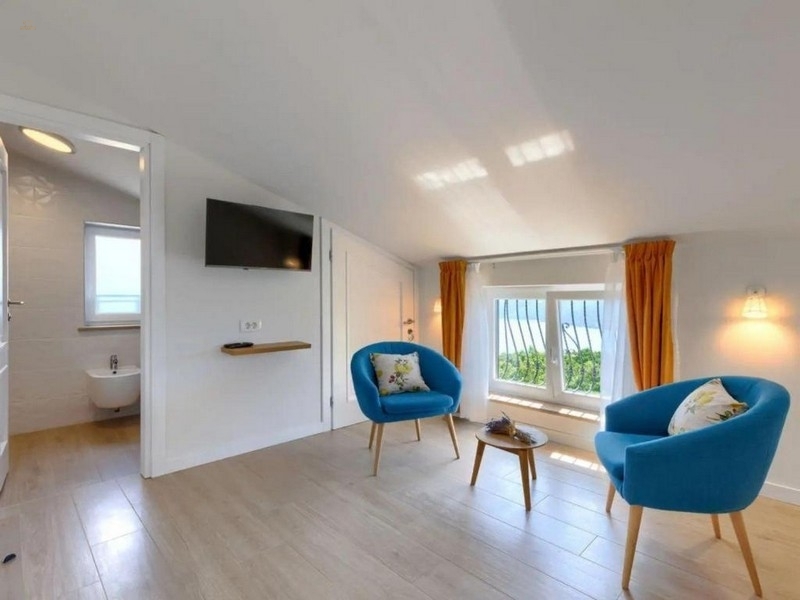 Thumbnail von Haus mit Pool und Meerblick, Region Labin