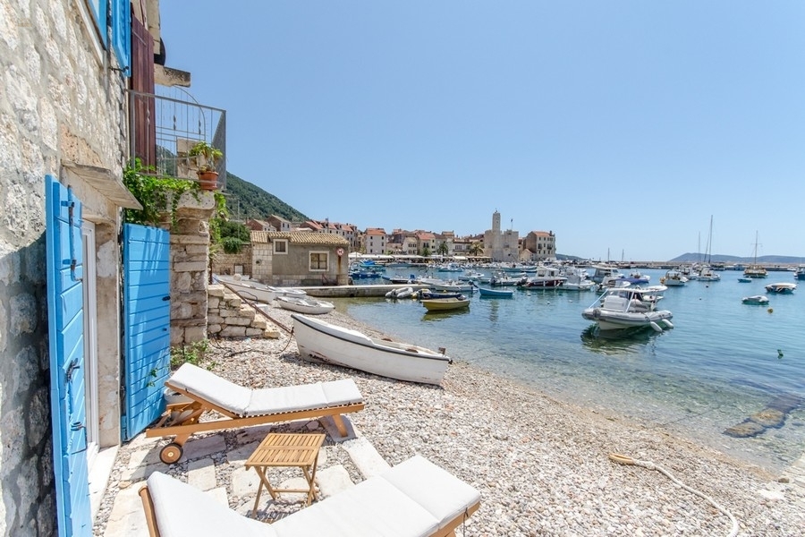 Thumbnail von Charmantes Steinhaus direkt am Strand