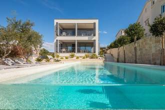 Thumbnail von Luxusvilla mit Infinity-Pool direkt am Meer, Region Rogoznica